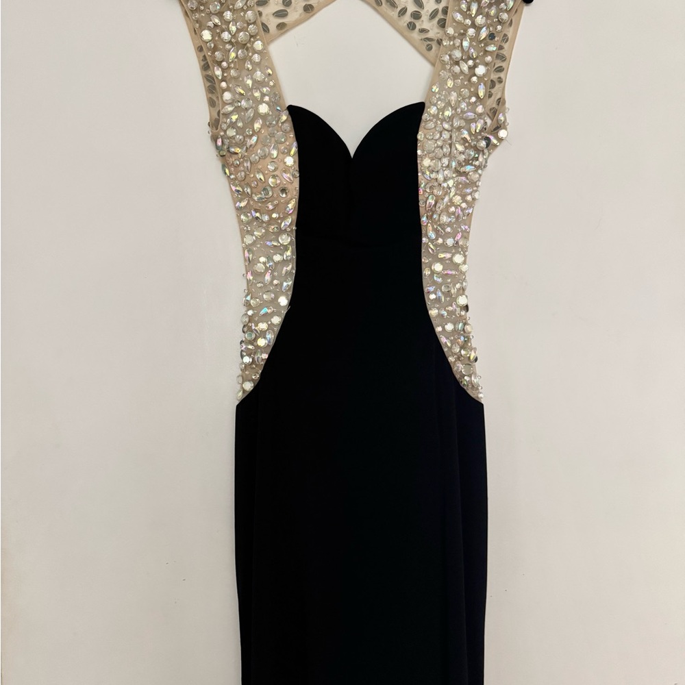 Elegant Black and Cream Evening Dress